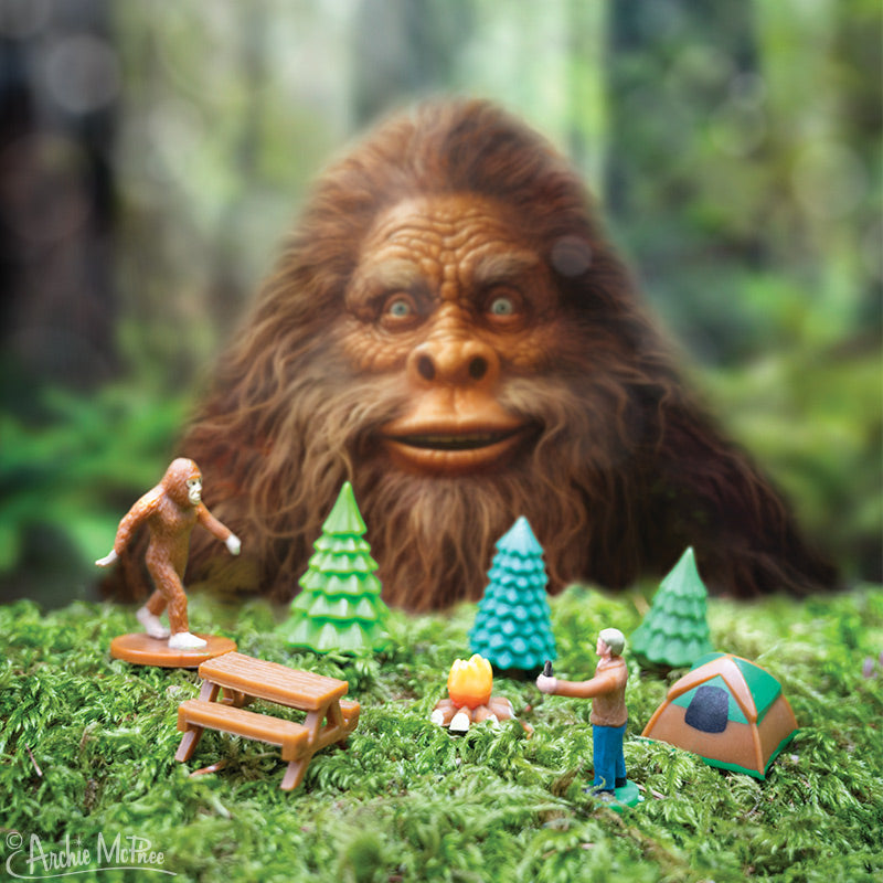 miniature camping Bigfoot Basecamp Play Set
